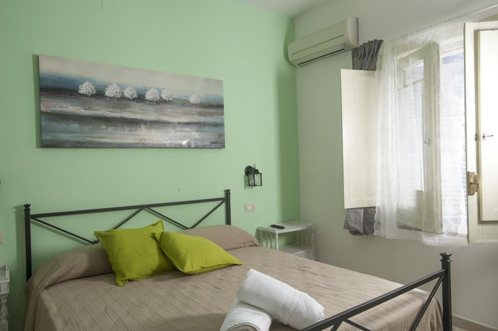 City Pompei Accommodations Room photo